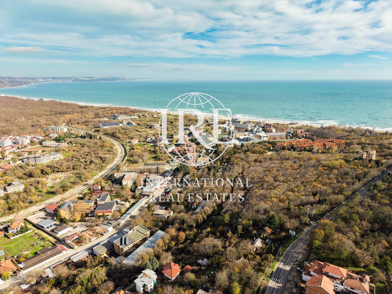 Луксозна, Обзаведена Къща в Кранево с Панорама и Бърз Достъп до Варна-4
