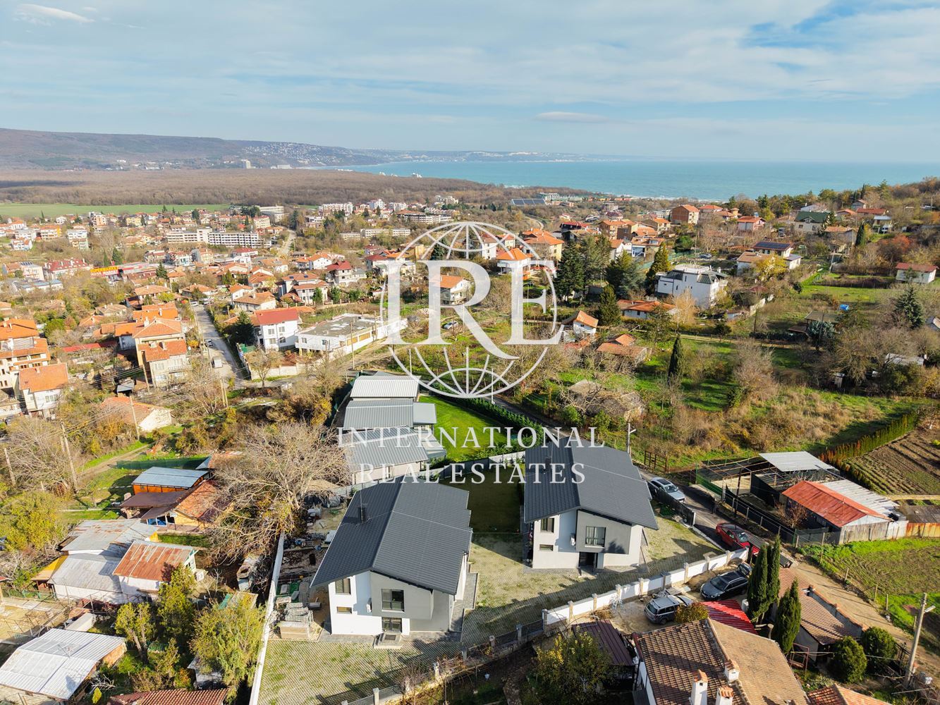Луксозна, Обзаведена Къща в Кранево с Панорама и Бърз Достъп до Варна-3