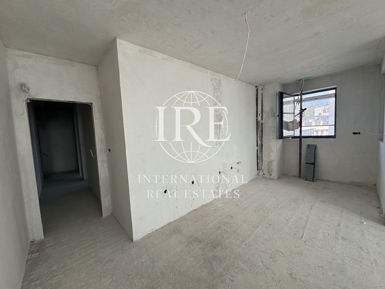 ЕКСКЛУЗИВНО ТРИСТАЕН С МОРСКА ПАНОРАМА КВ