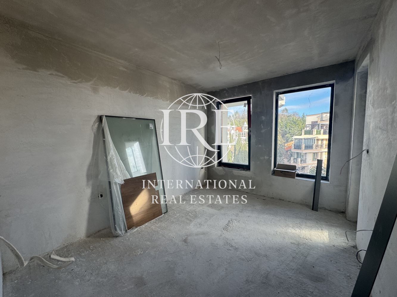 ЕКСКЛУЗИВНО ТРИСТАЕН С МОРСКА ПАНОРАМА КВ