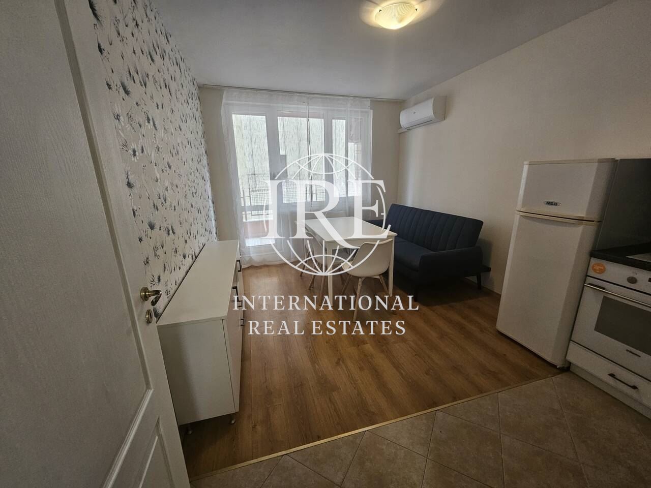 INTERNATIONAL REAL ESTATES предлага под наем: Двустаен апартамент, кв. Левски, гр