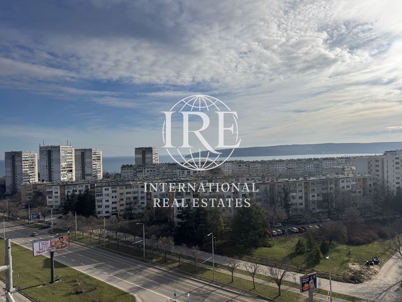 Тристаен апартамент в нова сграда пред АКТ16 кв БРИЗ-17