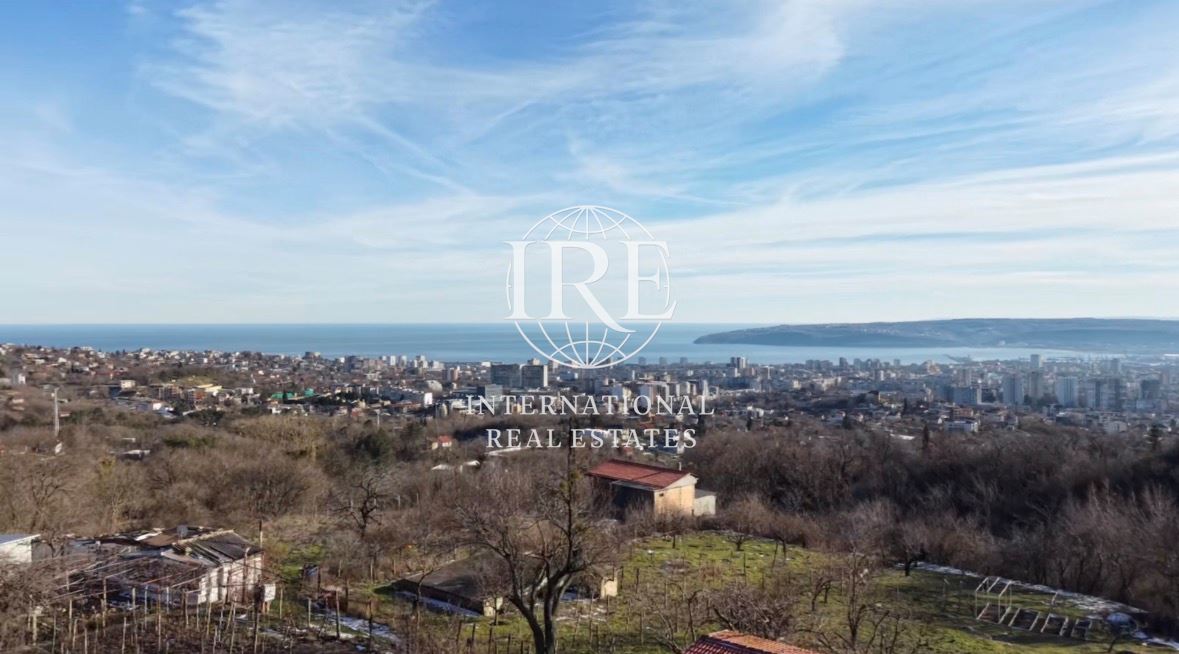 КЪЩА с ВЕЧНА ПАНОРАМА КВ