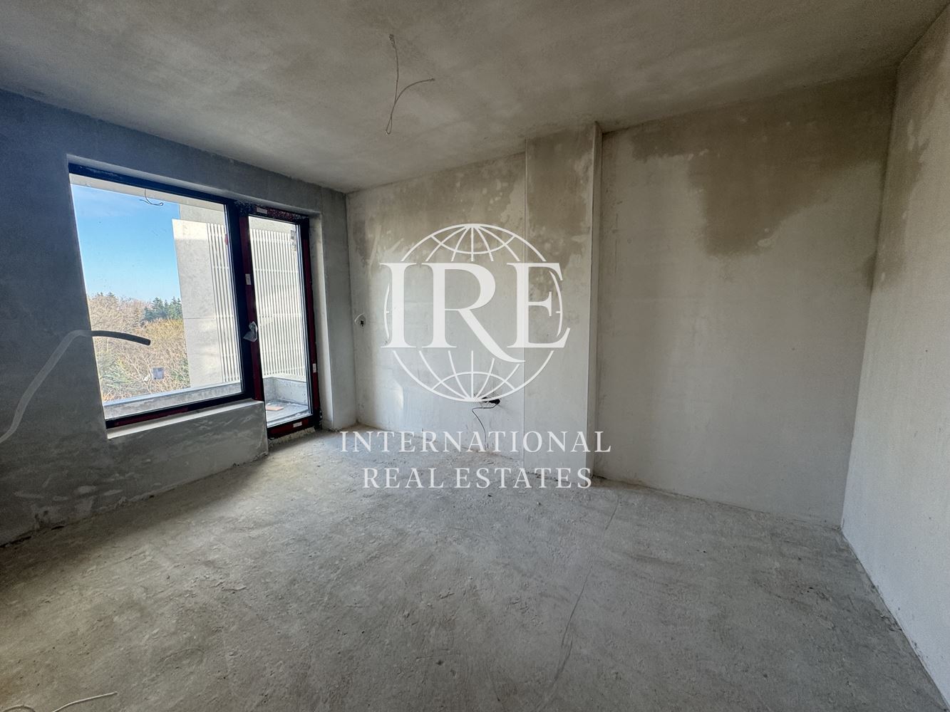 ЕКСКЛУЗИВНО ТРИСТАЕН С МОРСКА ПАНОРАМА КВ