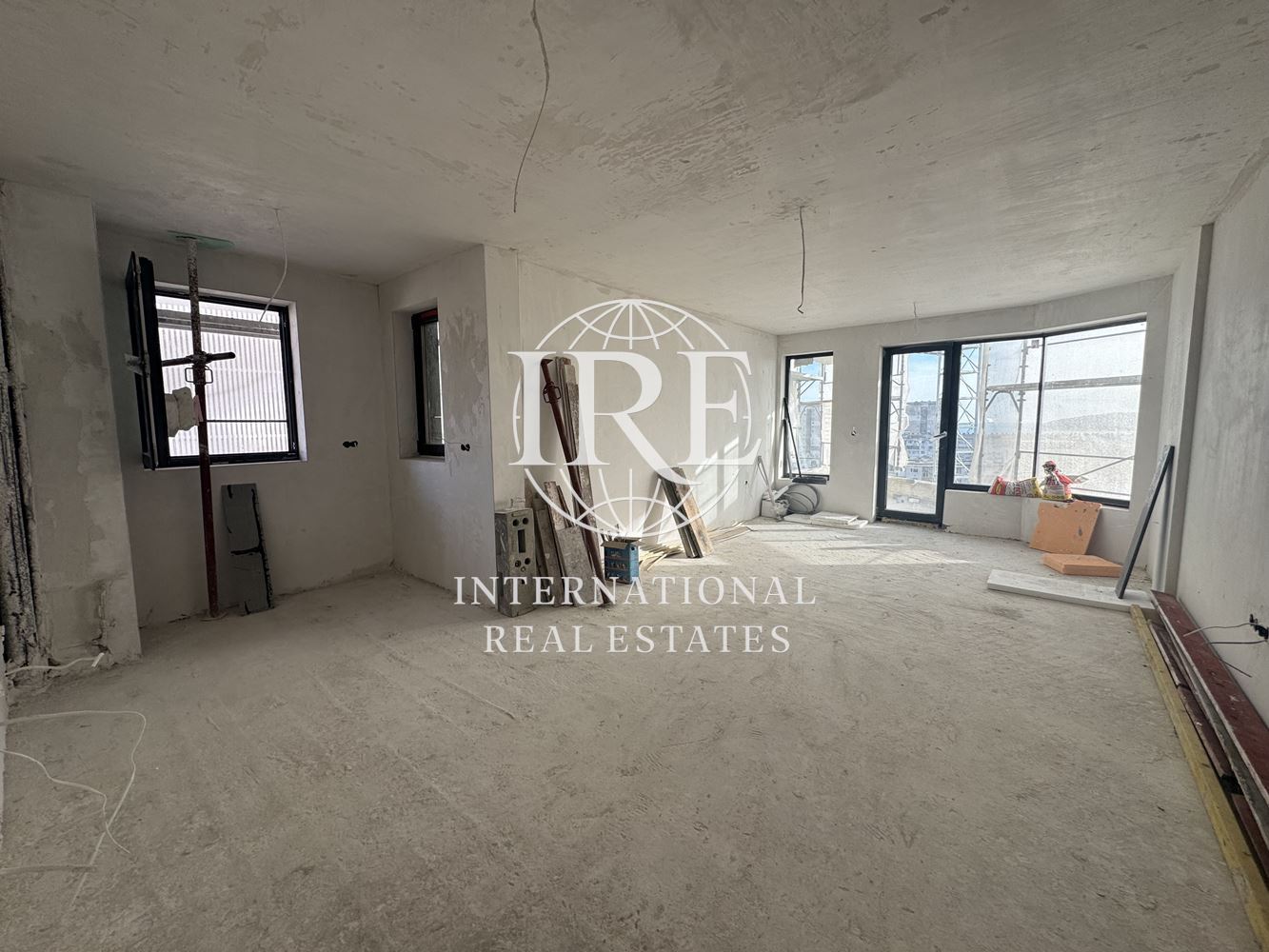 ЕКСКЛУЗИВНО ТРИСТАЕН С МОРСКА ПАНОРАМА КВ