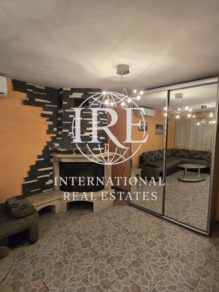 Двустаен апартамент до Медицински университет-4