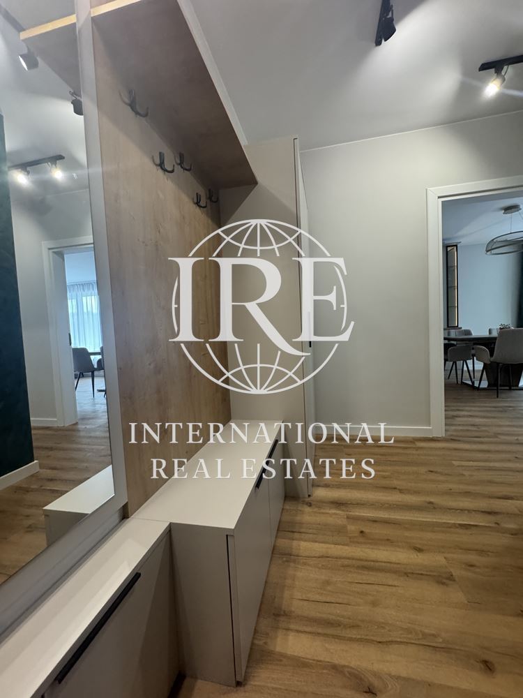 Ексклузивно от International Real Estates (IRE): Дизайнерски пентхаус в сграда от висок клас-3