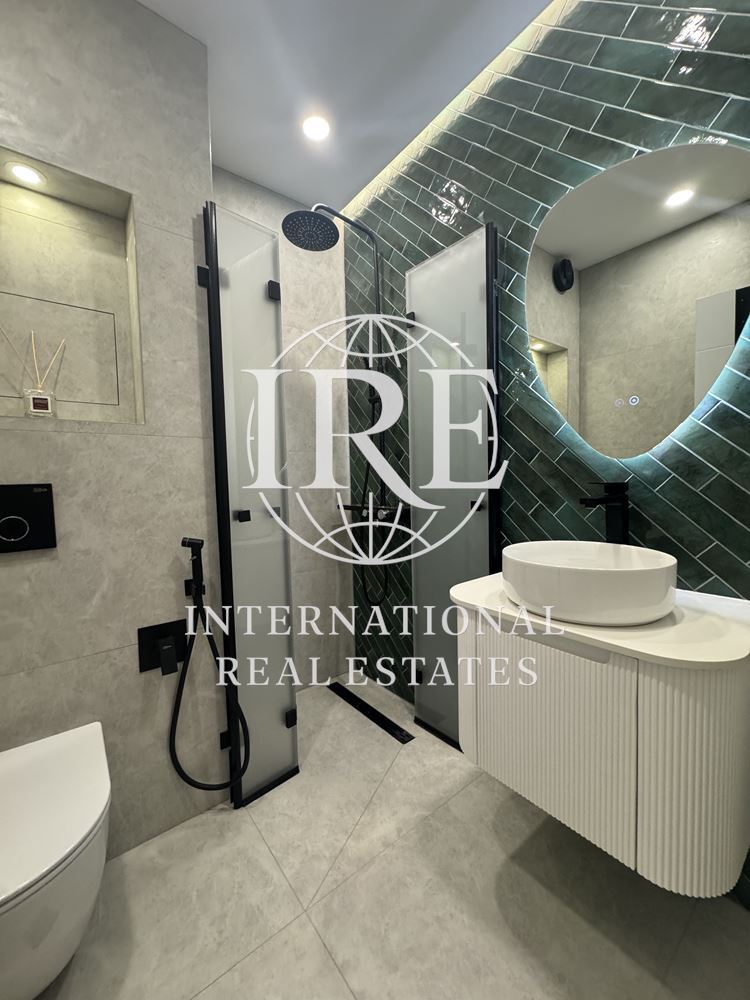 Ексклузивно от International Real Estates (IRE): Дизайнерски пентхаус в сграда от висок клас-22