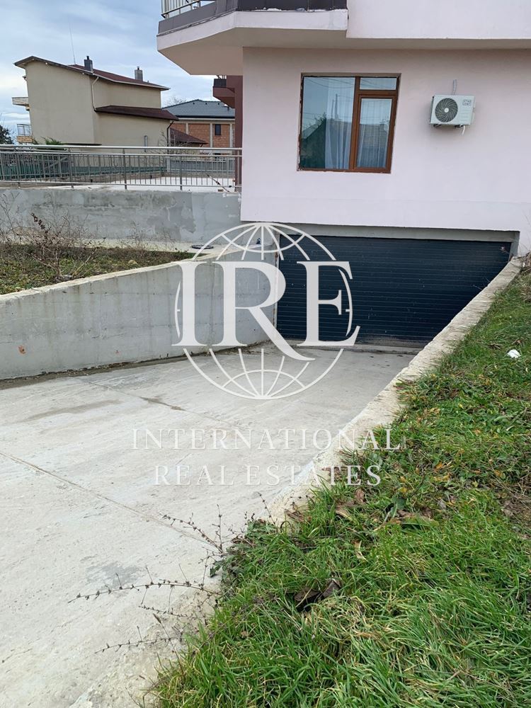 International Real Estates (IRE): Слънчев двустаен апартамент с морска панорама и ПОДЗЕМНО ПАРКОМЯСТО В ЦЕНАТА-0