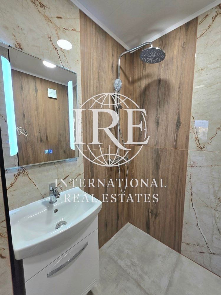 International Real Estates (IRE) представя: ТОП Оферта в района на Гранд Мол!-4