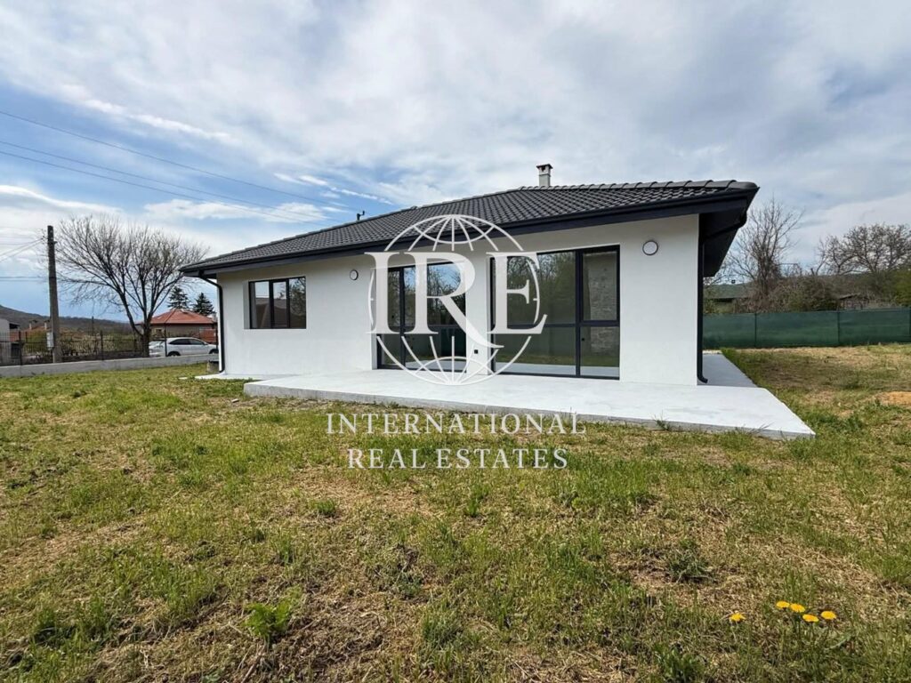 Нов дом „до ключ“ с огромен двор в с. Оброчище – от International Real Estates (IRE) - 0