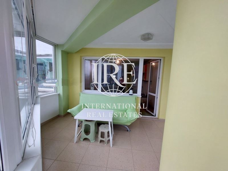 Двустаен апартамент в кв
