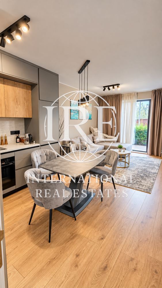 Ein-Zimmer-Apartment mit Garten im Bella Vita-Komplex, Varna