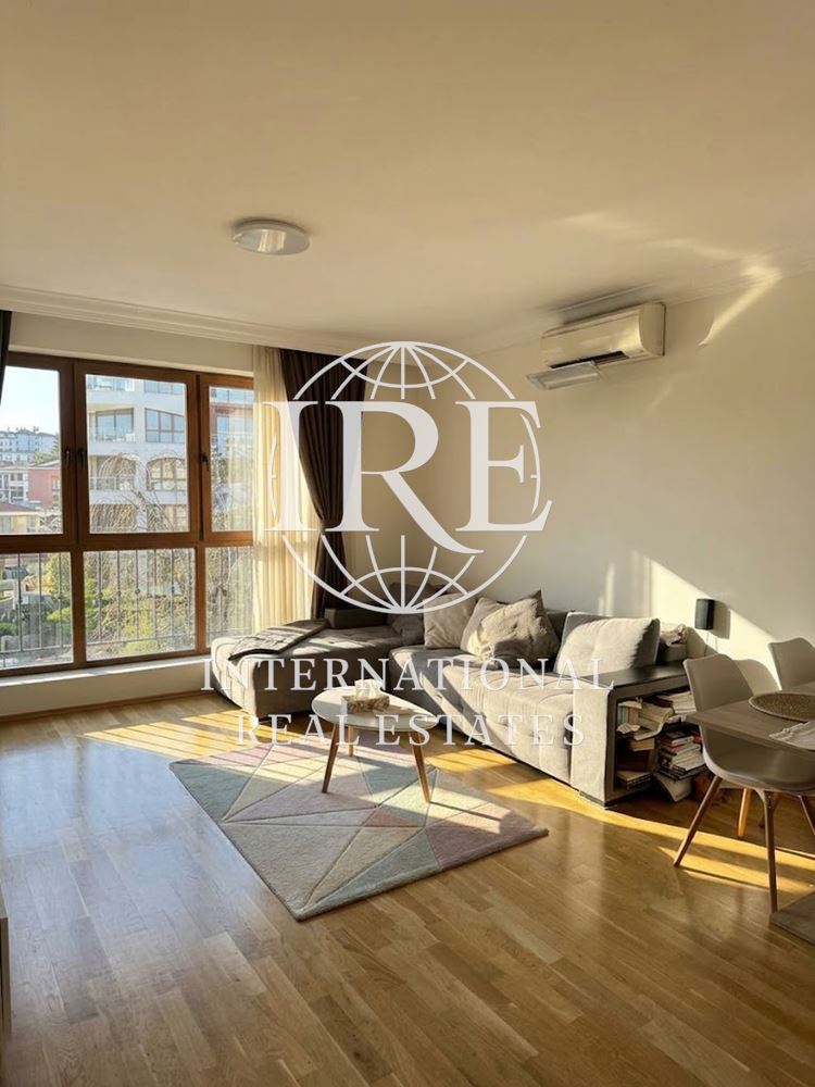 Apartament cu un dormitor cu ACT16 St. Constantin și Elena, aproape de plajă, magazine, posibilitatea de a achiziționa un loc de parcare subteran, piscină