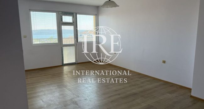 ТОП ОФЕРТА! Просторен ОБЗАВЕДЕН двустаен (95 кв.м.) в кв. БРИЗ, Варна - БЕЗ ТАКСА ПОДДРЪЖКА! - 0